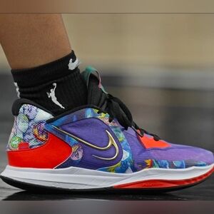 Nike Kyrie Low 5 Jewell Lloyd Mural 'Deadstock' Mens Preowned Size 10